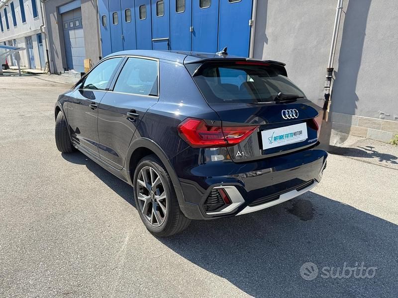 Usata Audi A1 Admired 110 CV (80 kW) 2021 Grigio SUV