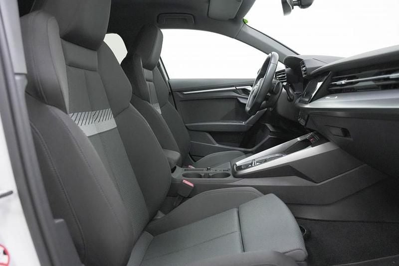 Usata Audi A3 Sportback S-Line 150 CV (110 kW) 2023 Bianco Utilitaria