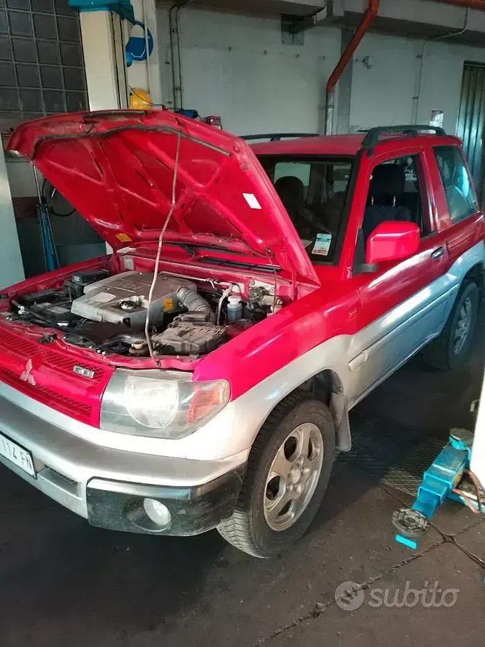 Usata Mitsubishi Pajero 120 CV (88 kW) 2000 Rosso SUV