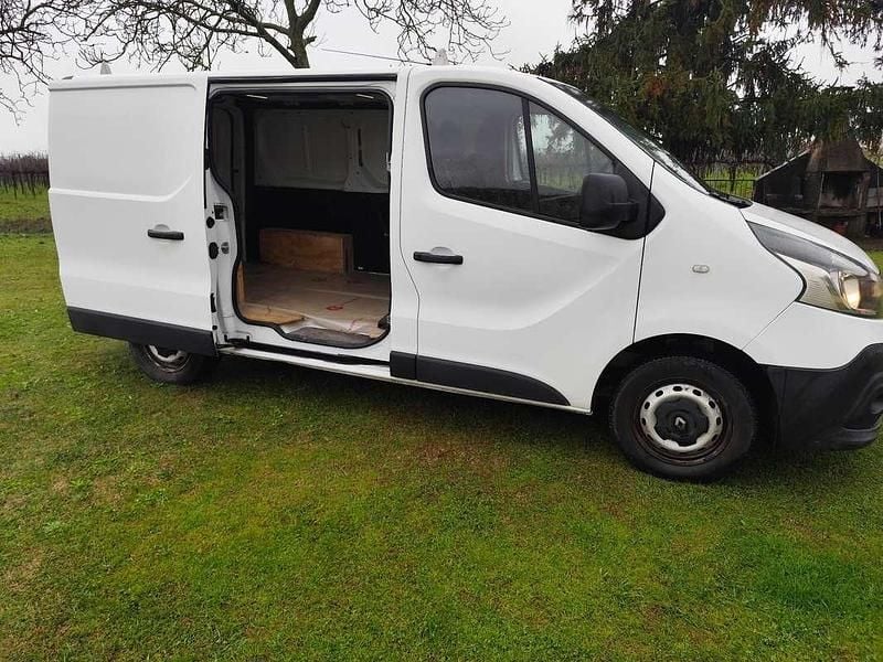 Usata Renault Trafic 120 CV (88 kW) 2015 Monovolume