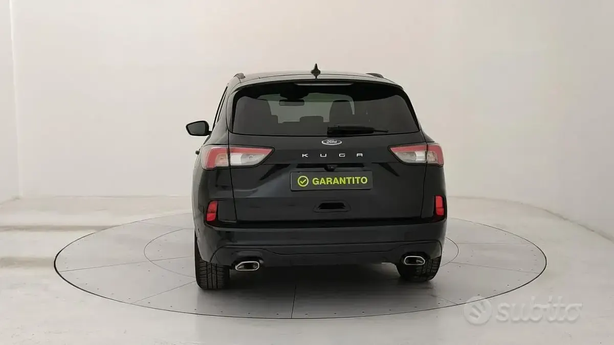 Usata Ford Kuga ST-Line X 120 CV (88 kW) 2021 Nero SUV