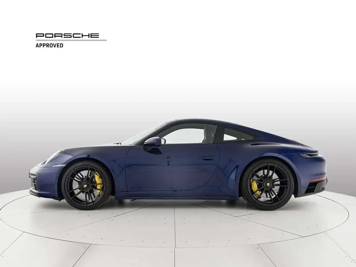 Usata Porsche 911 Carrera GTS 480 CV (353 kW) 2022 1a blu genziana metallizzato Coupé