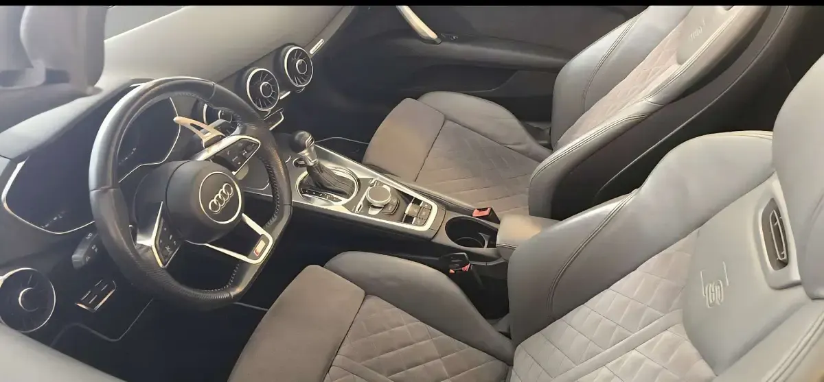Usata Audi TT Roadster Ambiente 230 CV (169 kW) 2015 Cabrio