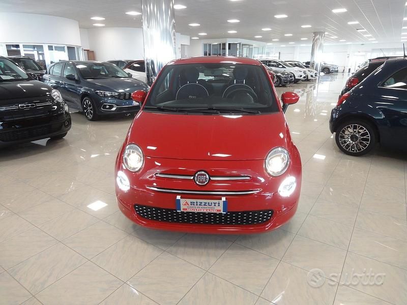 Usata Fiat 500 Lounge 69 CV (50 kW) 2019 Rosso Berlina