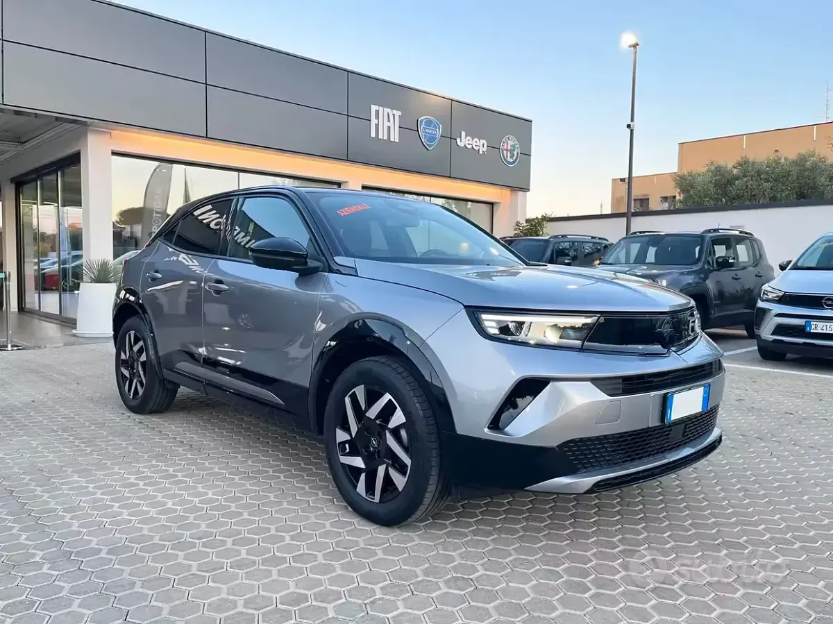 Usata Opel Mokka 136 CV (100 kW) 2025 Grigio SUV