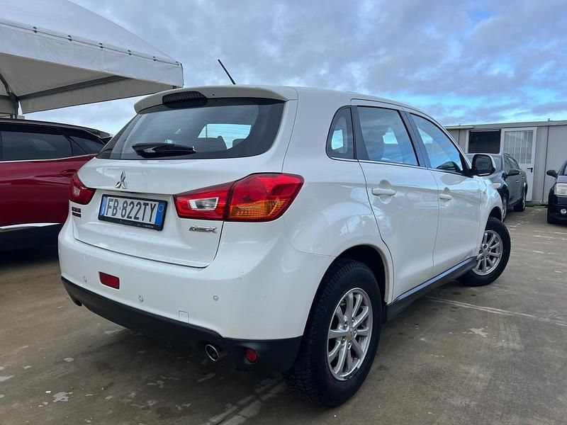 Usata Mitsubishi ASX Invite 114 CV (83 kW) 2016 Bianco SUV
