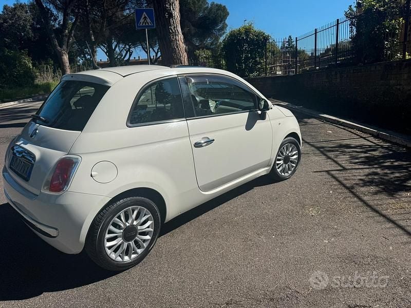 Usata Fiat 500 Lounge 69 CV (50 kW) 2015 Bianco Utilitaria