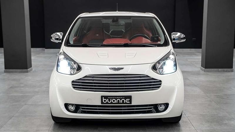 Usata Aston Martin Cygnet 98 CV (72 kW) 2013 Bianco aston martin cygnet Utilitaria