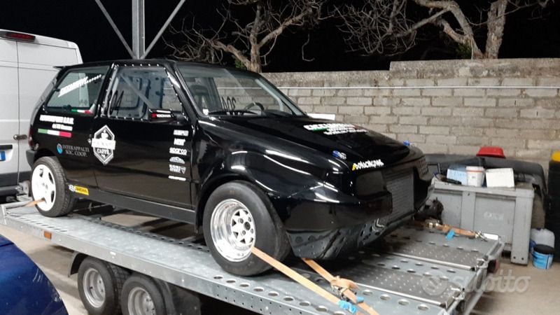 Usata Fiat Uno Racing 116 CV (85 kW) 1992 Nero Utilitaria