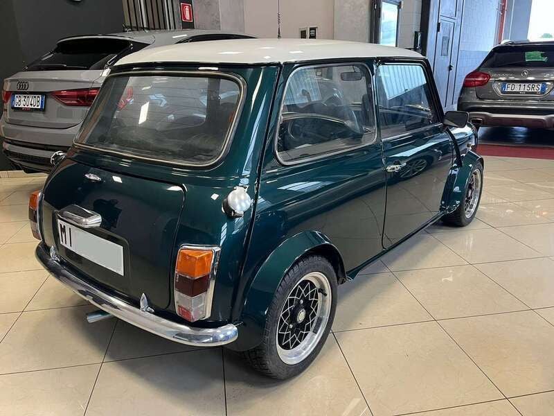 Usata Mini Cooper 61 CV (44 kW) 1991 Verde Utilitaria