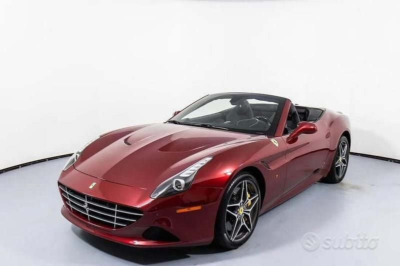 Usata Ferrari California 560 CV (411 kW) 2017 Cabrio