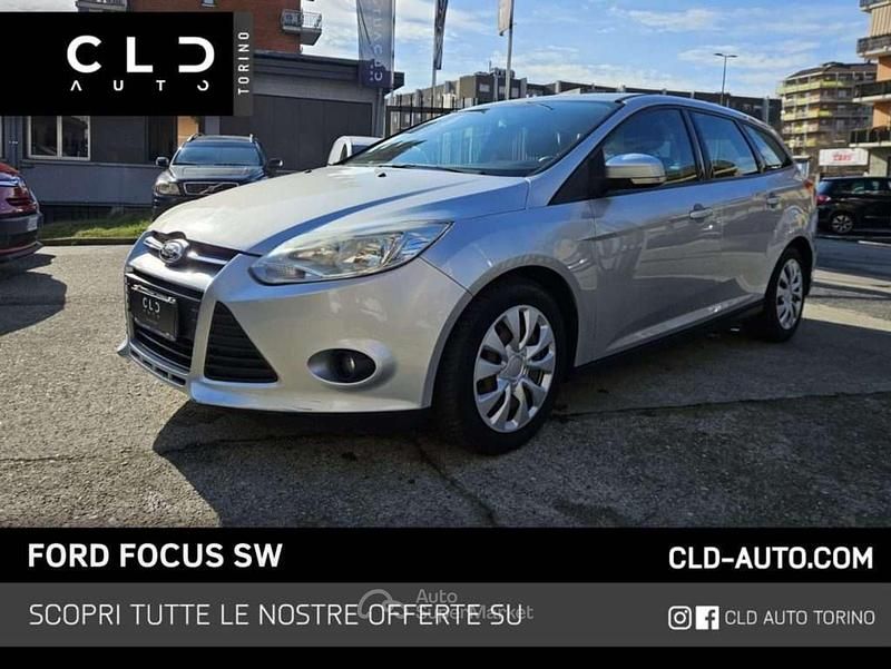 Usata Ford Focus 125 CV (91 kW) 2012 Grigio Station wagon