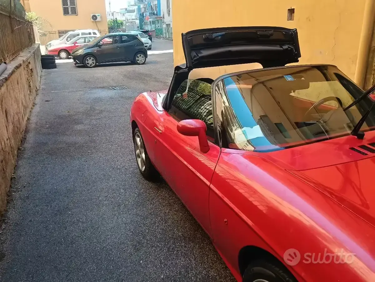 Usata Fiat Barchetta 131 CV (96 kW) 1998 Rosso Cabrio