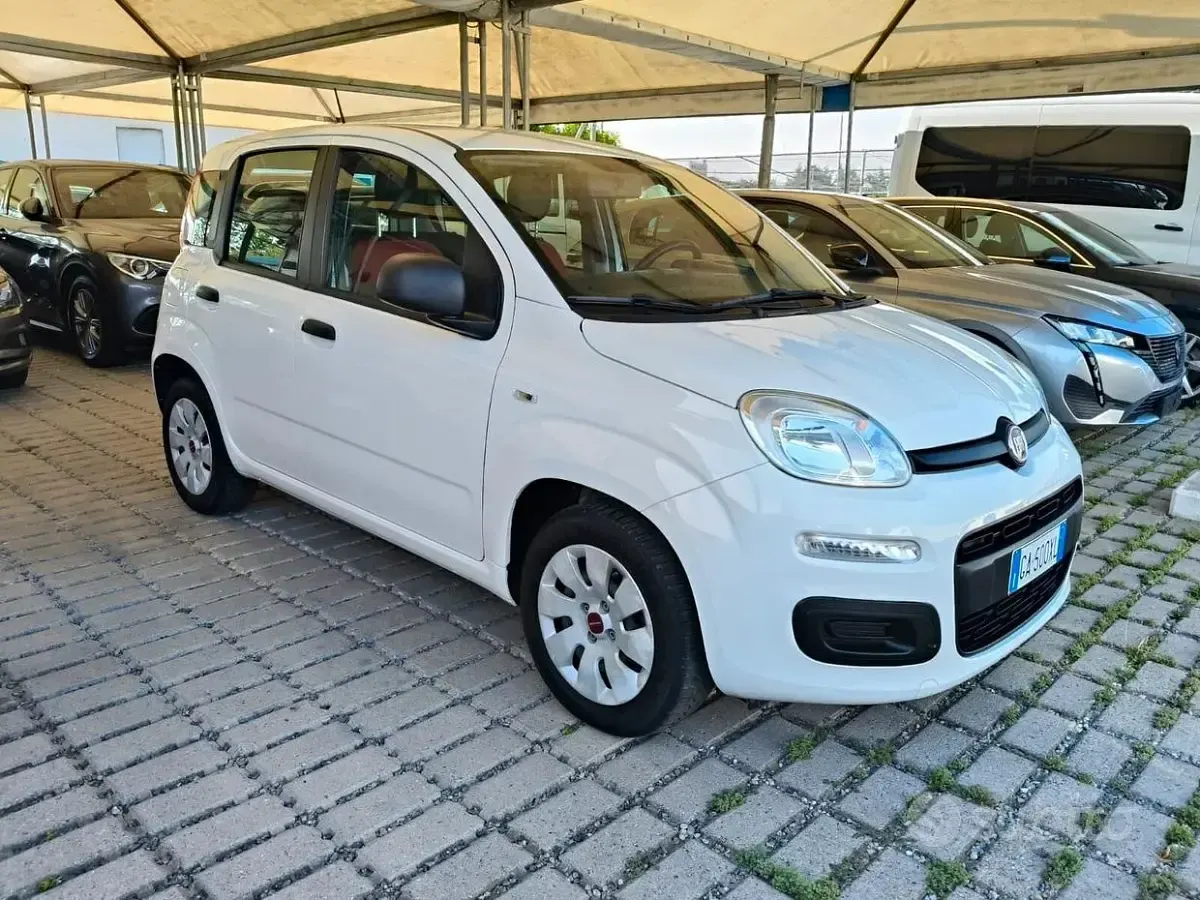 Usata Fiat Panda Pop 69 CV (50 kW) 2020 Bianco Utilitaria