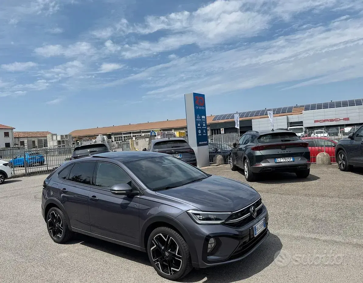 Usata VW Taigo R-line Plus 116 CV (85 kW) 2025 Smoky grey met SUV