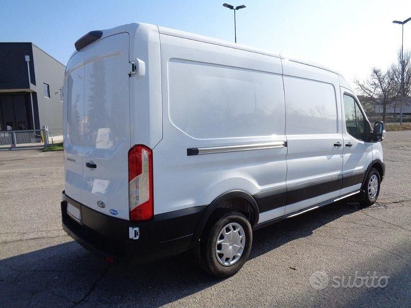 Usata Ford Transit Trend 131 CV (96 kW) 2020 Bianco pastello Furgone