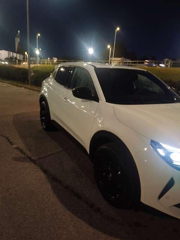 Usata Alfa Romeo Junior 136 CV (100 kW) 2024 Bianco SUV