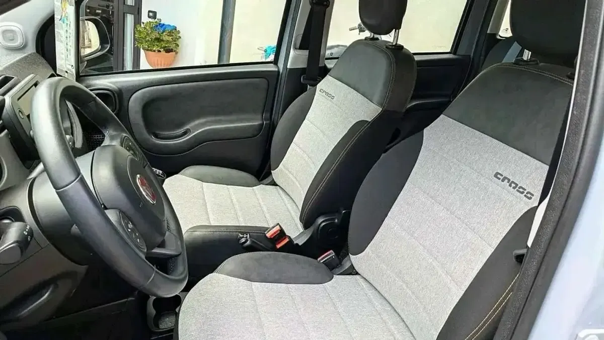 Usata Fiat Panda Cross Cross 69 CV (50 kW) 2022 Utilitaria
