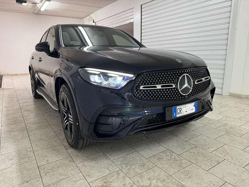 Usata Mercedes GLC300e AMG Line Premium Plus 197 CV (144 kW) 2023 Blu/azzurro Coupé