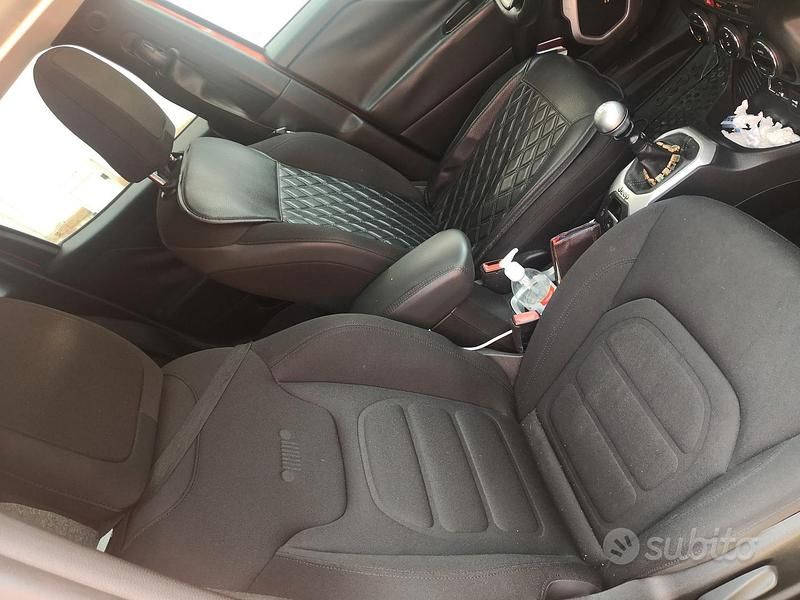 Usata Jeep Renegade Limited 120 CV (88 kW) 2015 SUV