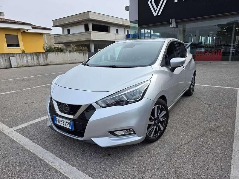 Usata Nissan Micra N-Connecta 90 CV (66 kW) 2017 Argento Utilitaria