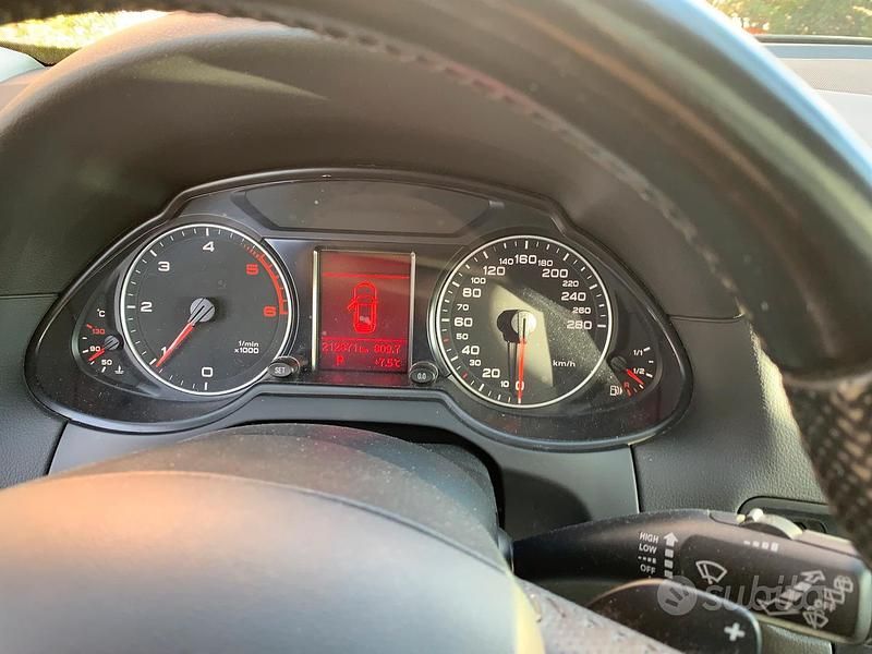 Usata Audi Q5 170 CV (125 kW) 2010 Grigio SUV