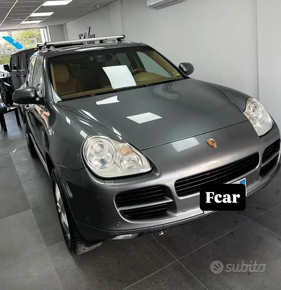 Usata Porsche Cayenne 250 CV (183 kW) 2006 Grigio SUV