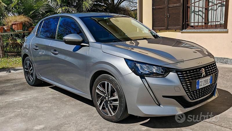 Usata Peugeot 208 Allure 75 CV (55 kW) 2020 Grigio Utilitaria
