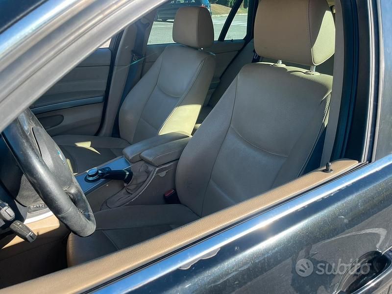 Usata BMW 330 Efficient Dynamics 231 CV (169 kW) 2006 Station wagon
