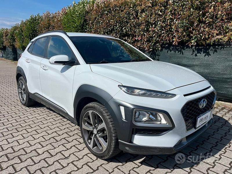 Usata Hyundai Kona Style 116 CV (85 kW) 2018 Bianco SUV