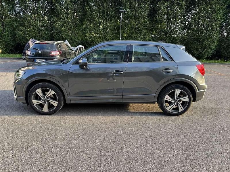 Usata Audi Q2 S-Line 150 CV (110 kW) 2023 Grigio SUV