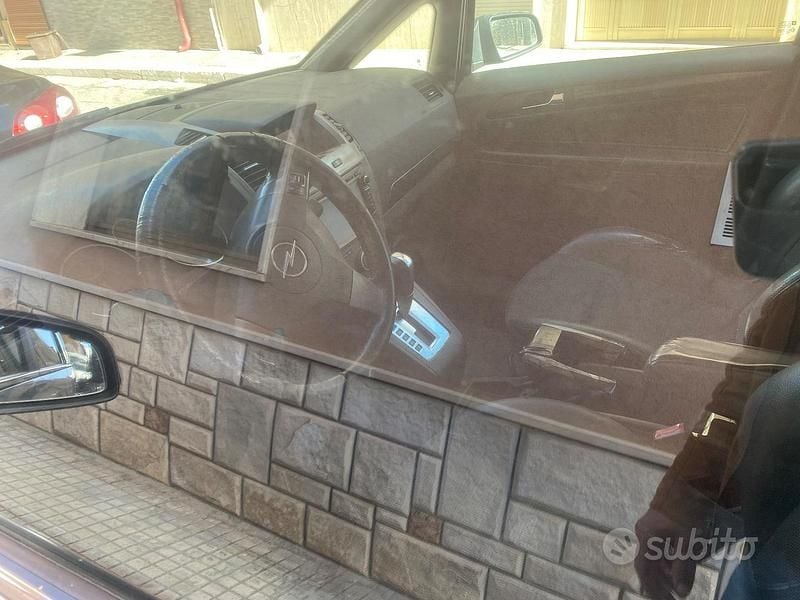 Usata Opel Zafira 120 CV (88 kW) 2006 Grigio Monovolume