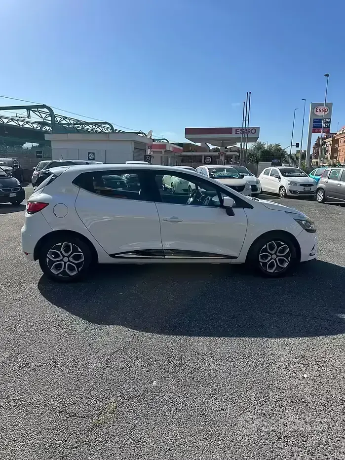 Usata Renault Clio IV 75 CV (55 kW) 2016 Bianco Berlina