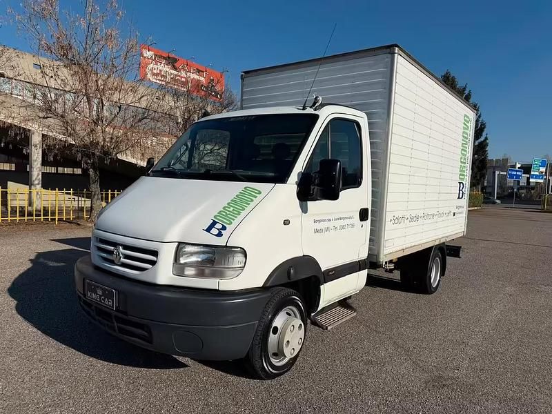 Usata Renault Master 106 CV (77 kW) 2002 Bianco