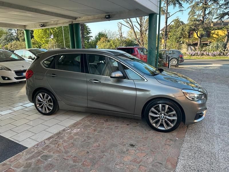 Usata BMW 225 135 CV (99 kW) 2016 Grigio Monovolume