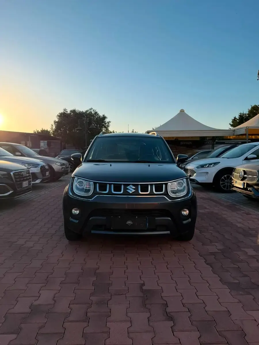Usata Suzuki Ignis 82 CV (60 kW) 2021 Grigio SUV