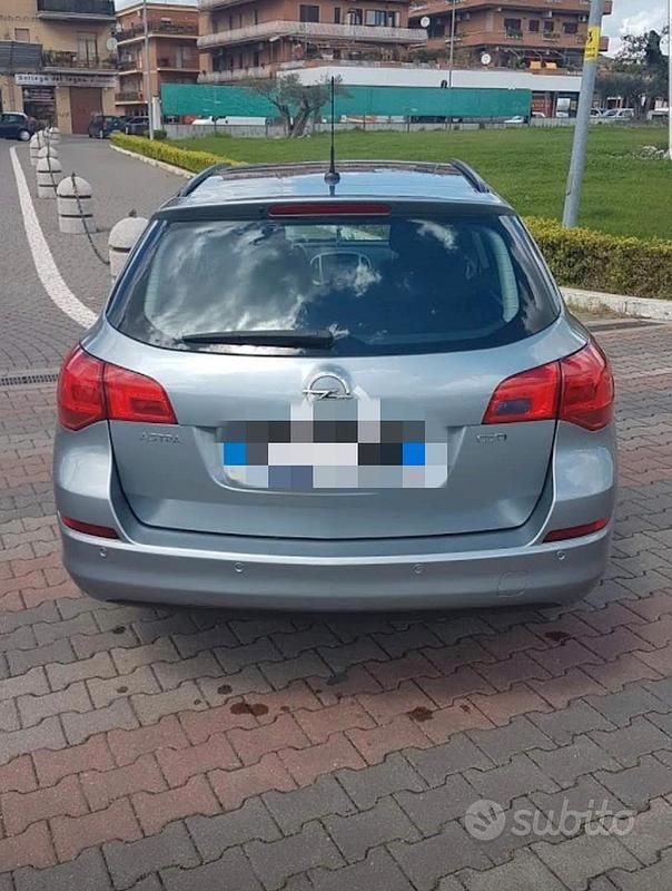 Occasion Opel Astra 60 ch (44 kW) 2011 Berline