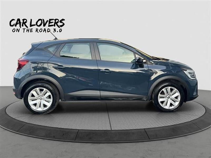 Usata Renault Captur Equilibre 101 CV (74 kW) 2022 Blu scuro SUV