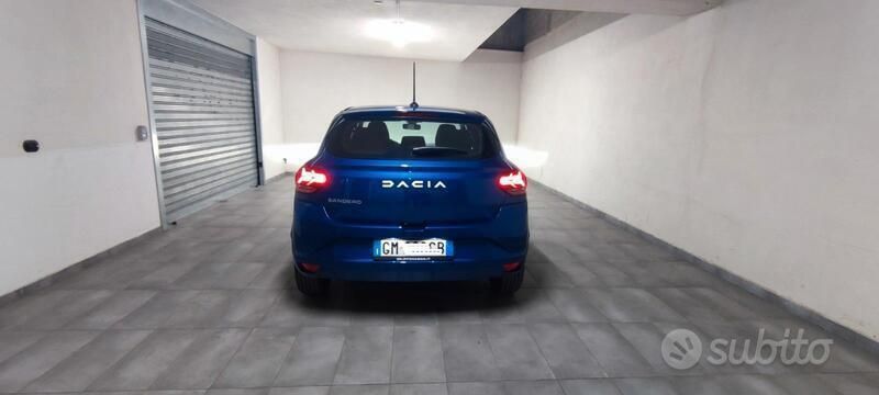 Usata Dacia Sandero 101 CV (74 kW) 2023 Blu Utilitaria