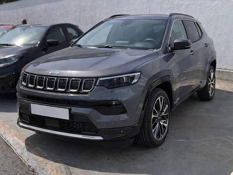 Grigio Usata 2025 Jeep Compass Summit SUV | 23.950 € (Super prezzo) - Immagine 1/4