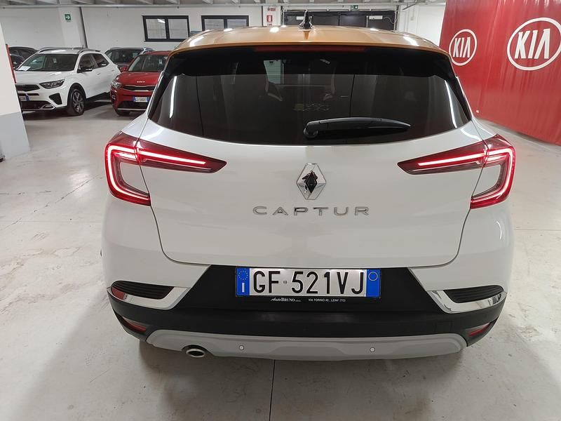 Usata Renault Captur Intens 101 CV (74 kW) 2021 Bianco tetto arancio SUV