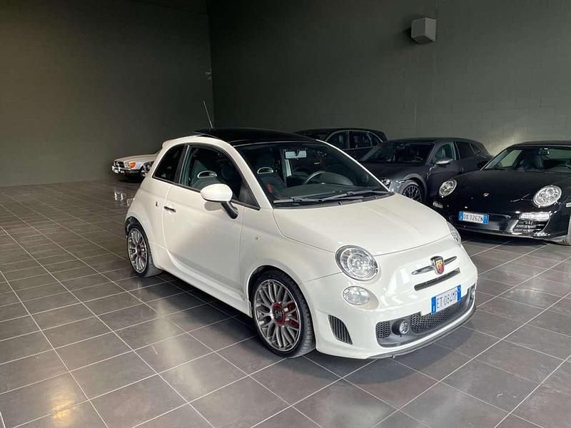 Usata Abarth 500 135 CV (99 kW) 2010 Bianco Utilitaria