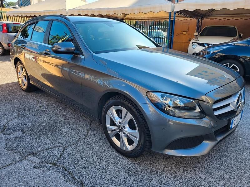 Grigio Usata 2017 Mercedes C200 Executive Station wagon | 15.500 € (Buon prezzo) - Immagine 1/4