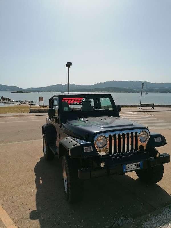 Usata Jeep Wrangler Sport 143 CV (105 kW) 2003 SUV