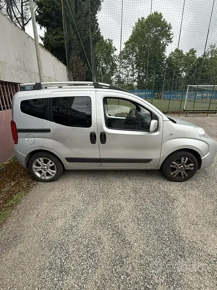 Gebraucht Fiat Qubo Trekking 77 PS (56 kW) 2010 Grau Van / Kleinbus