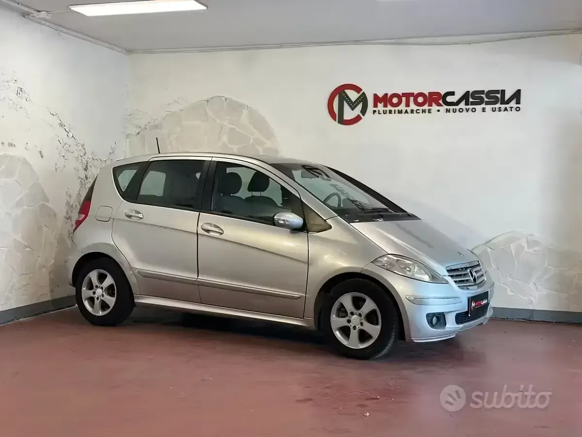 Usata Mercedes A180 Elegance 109 CV (80 kW) 2008 Grigio Berlina