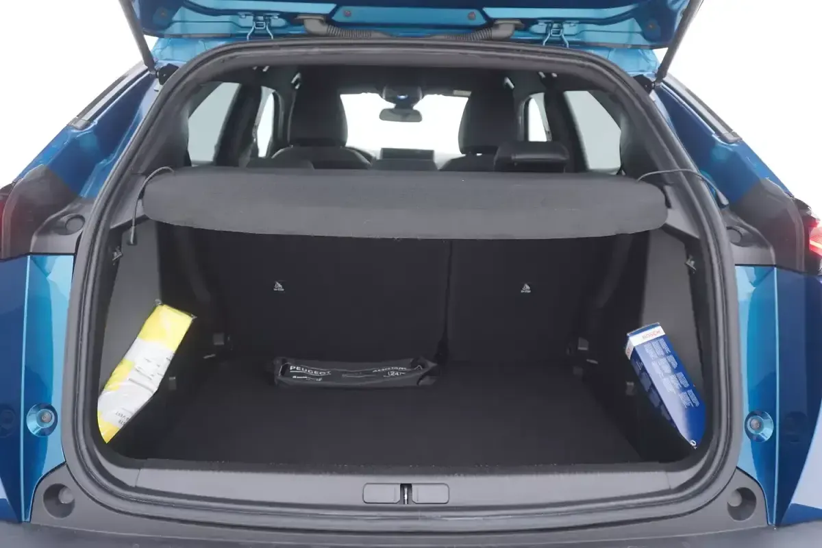 Usata Peugeot 2008 Allure 100 CV (73 kW) 2025 Blublu SUV