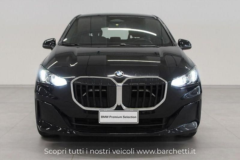 Usata BMW 218 Comfort Edition 150 CV (110 kW) 2022 Nero Station wagon