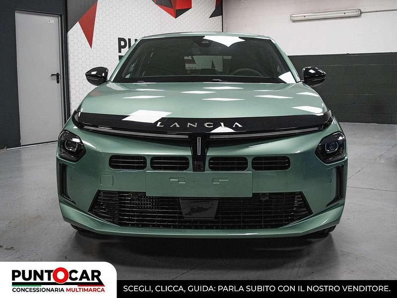 Nuova Lancia Ypsilon 101 CV (74 kW) 2025 Verde Utilitaria