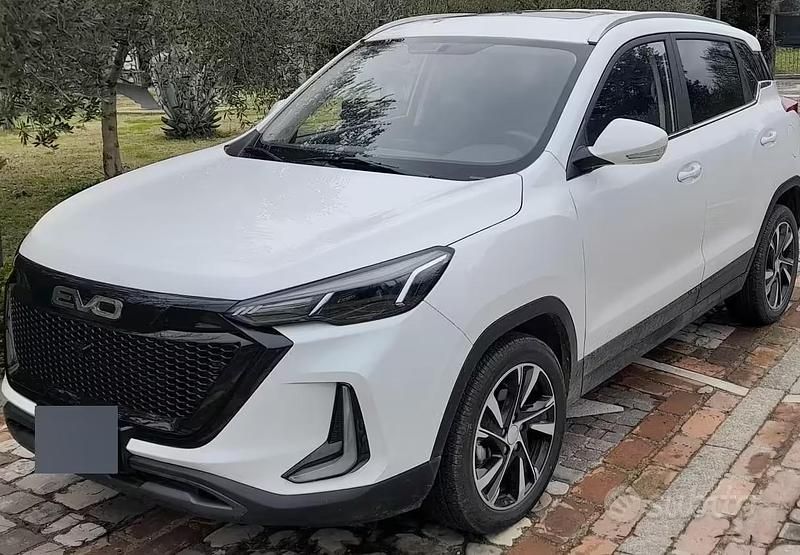 Usata EVO Evo 5 127 CV (93 kW) 2025 Bianco SUV